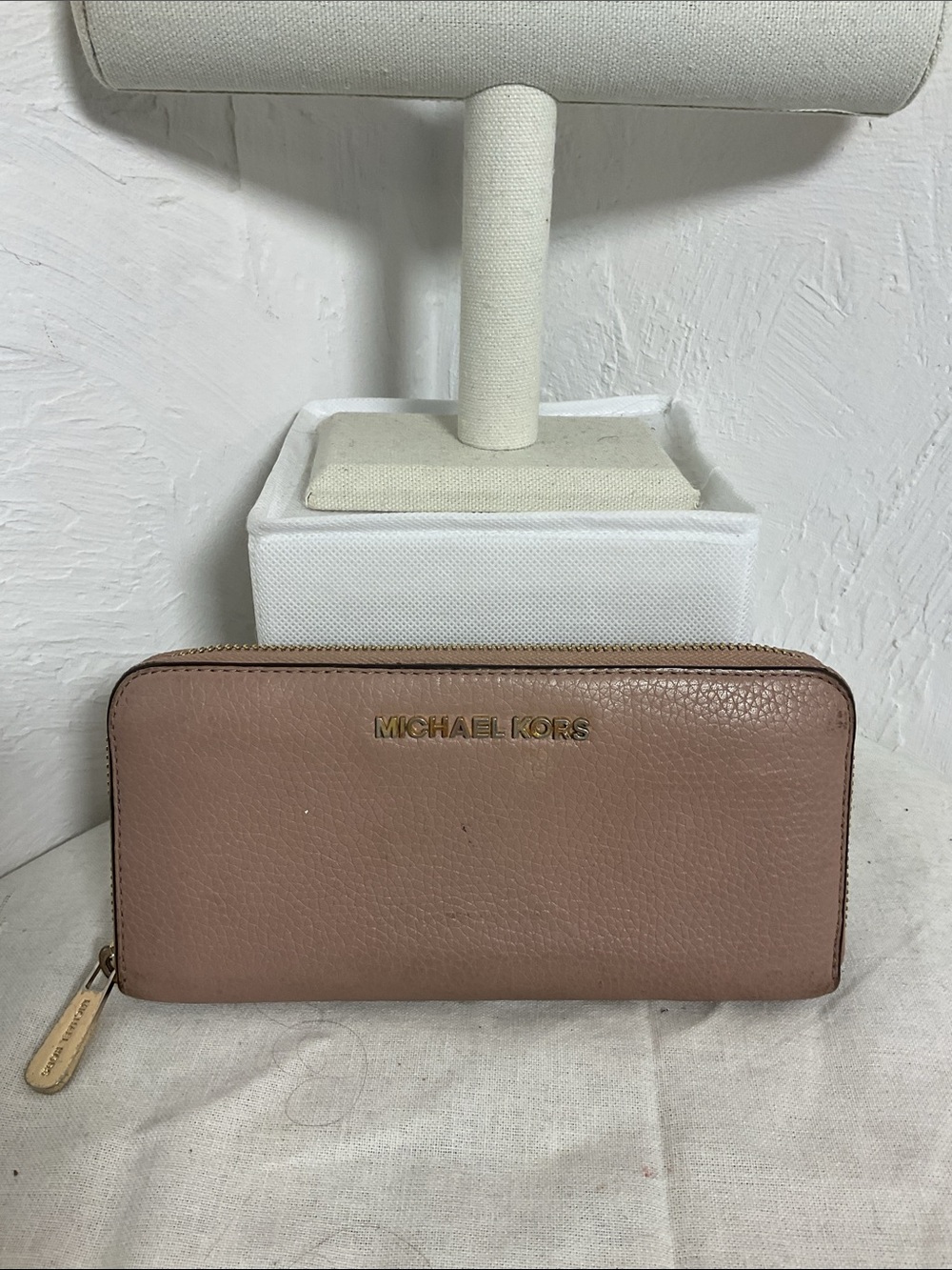 Michael Kors Large Jet Set Continental Zip Wallet Blush Pink 8.25”x4”x1”